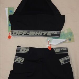 Off-White Black Activewear Set with Gray Logo Waistband